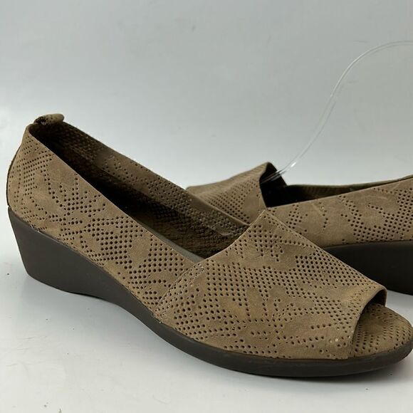 THE FLEXX Shoes - The Flexx Women's Wedge Sandal skirt heel size 8.5 peep toe